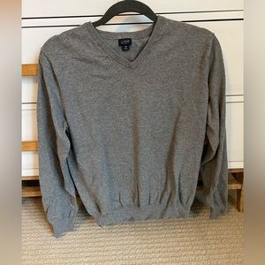 Men’s J. Crew v-neck sweater, size M.